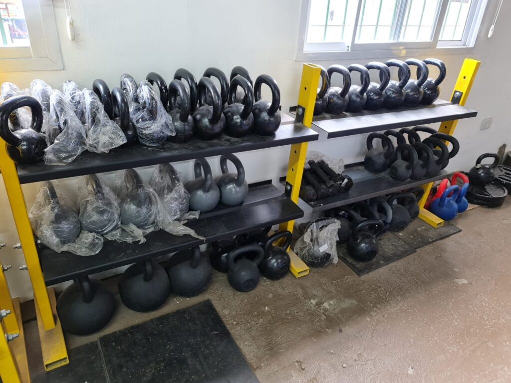 Mesas para kettlebells - Barras Olímpicas JR